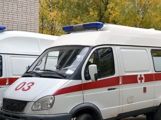 Человек умер около пятиэтажного дома в Барнауле