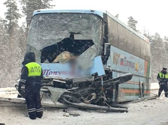 В смертельном ДТП под Владимиром погиб водитель пассажирского автобуса