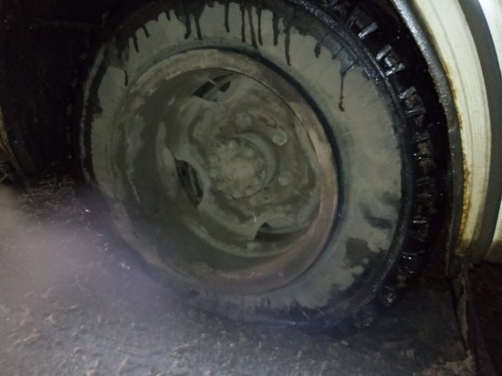Пассажирка междугороднего автобуса рассказала о поездке по уральским трассам со взорванным колесом