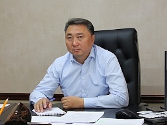 В Калмыкии от должности освобожден министр ЖКХ и энергетики