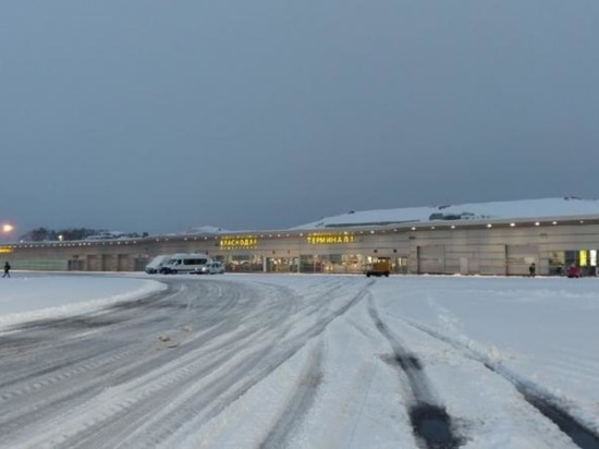 Краснодарский аэропорт вновь закрылся из-за погодных условий