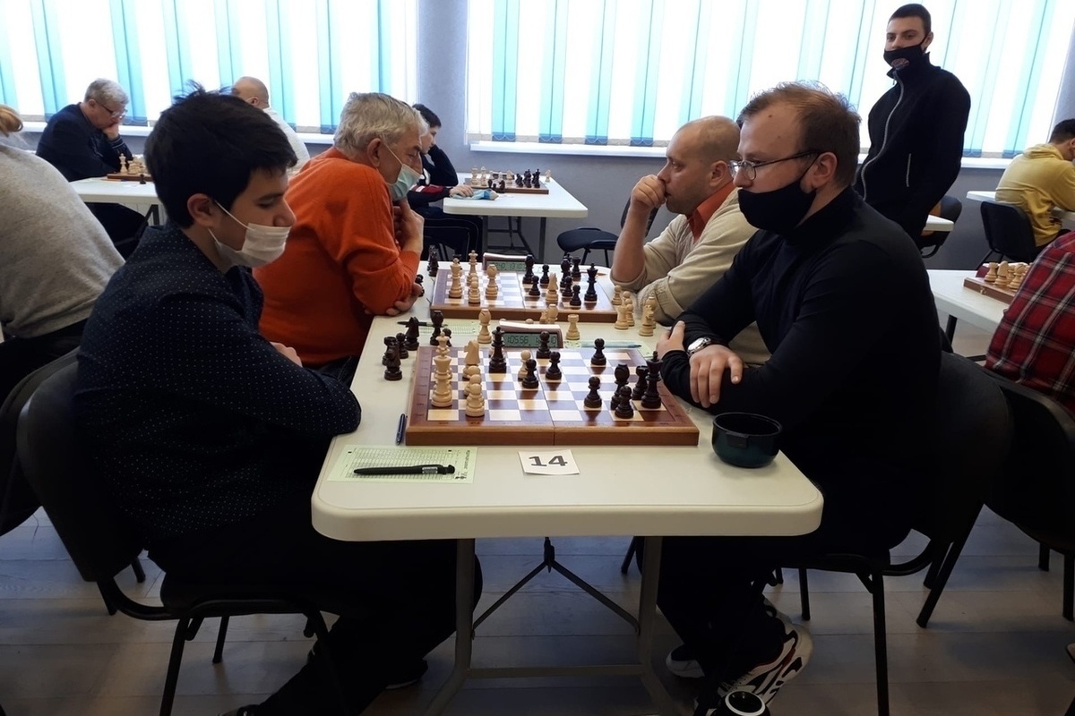 Лучший игрок в шахматы. Шахматы Калужской области. ЦФО 2022 шахматы фото Калуга.