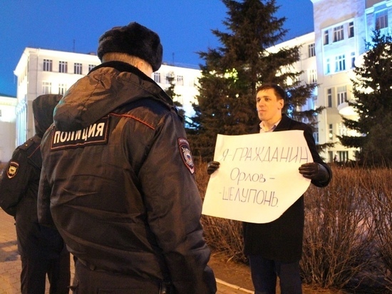 В Архангельске продолжился суд над бывшим координатором штаба Навального