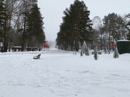 Площадку необходимо отчистить от снега, будет работать спецтехника