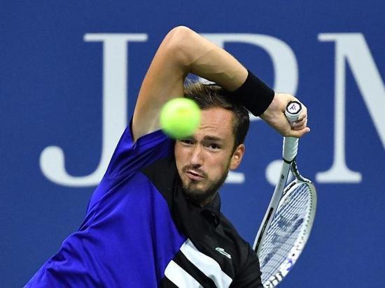 Медведев обыграл Рублева и вышел в полуфинал Australian Open