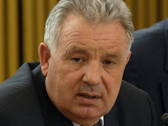 Экс-губернатора Хабаровского края Ишаева признали виновным в растрате