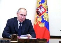 Президент России Владимир Путин в ходе общения с лидерами думских фракций оценил идею доплачивать пенсионерам, которые трудились в сельской местности, а затем перебрались в город