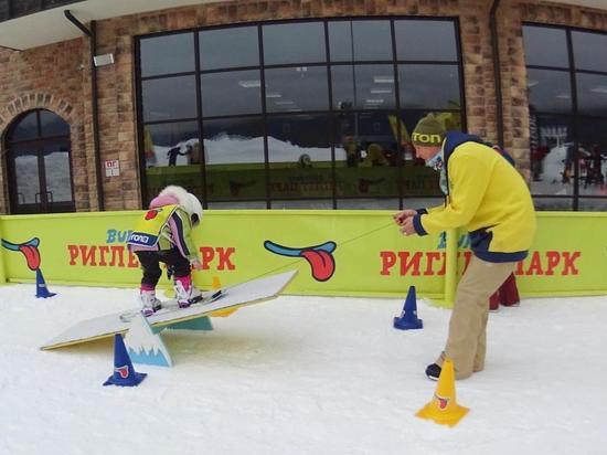 Во Владивостоке детей бесплатно будут учить кататься на сноуборде