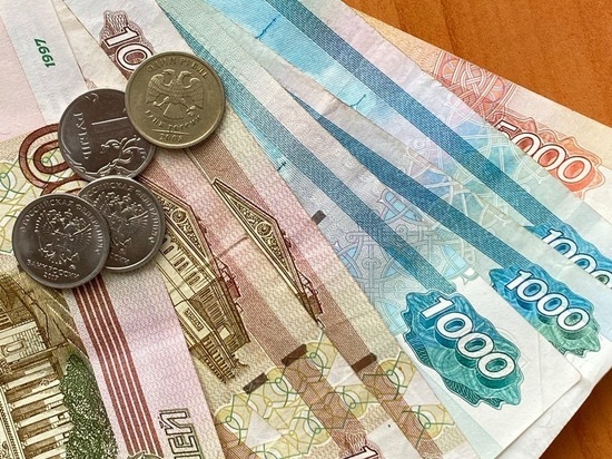 В Рязанской области мужчины зарабатывают в 1,4 раза больше женщин