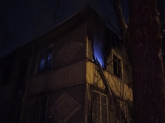 В Архангельске при пожаре на улице Почтовой погибла женщина