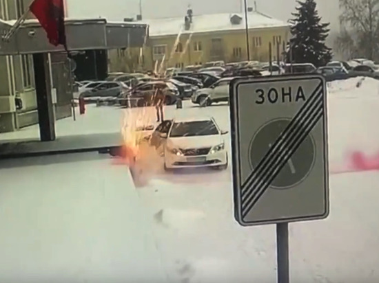 В Красноярске задержали подозреваемого во взрыве петарды у машины спикера горсовета