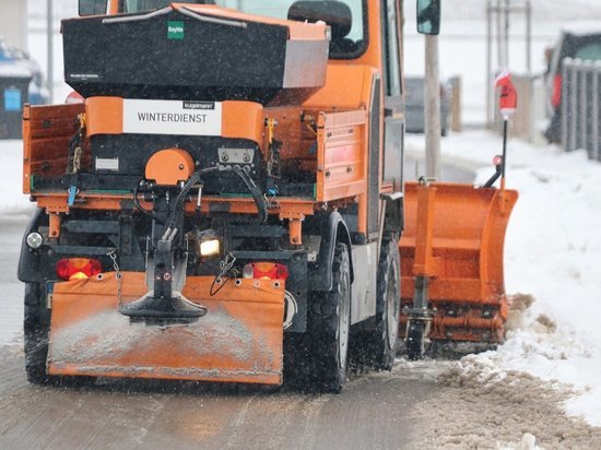 МВД Удмуртии опровергло информацию о задержании тракториста за кражу снега