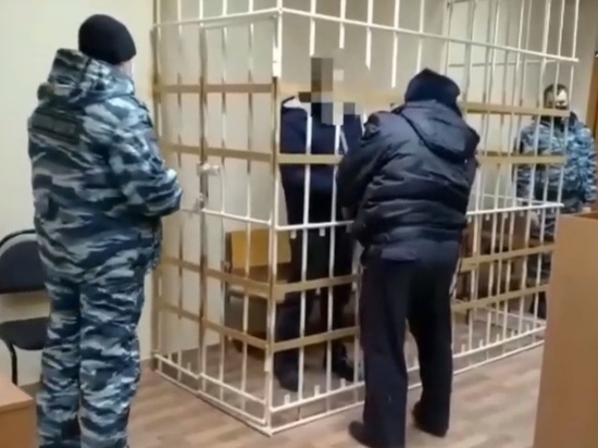 В Тверской области арестовали мужчину, выбросившего сына с балкона