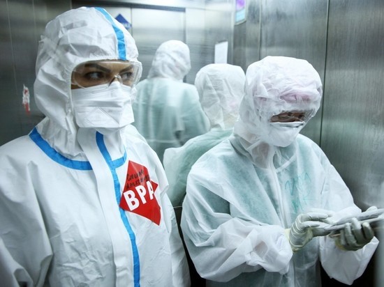100-летняя россиянка выписалась из больницы после коронавируса