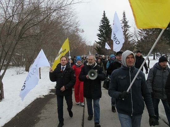 Суд отказал в проведении марша памяти Немцова в Екатеринбурге