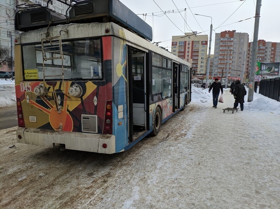 Смоляне больше не смогут получать знания в троллейбусе