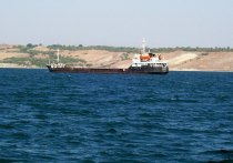 В Керченском проливе на иностранном судне отравились шесть моряков, один из членов экипажа скончался