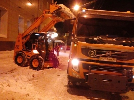 Власти Калуги заявили о восстановлении жизнедеятельности города после снегопада