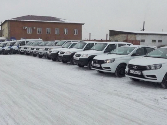 В Туве полицейским Тувы к 23 февраля  вручили новые автомашины