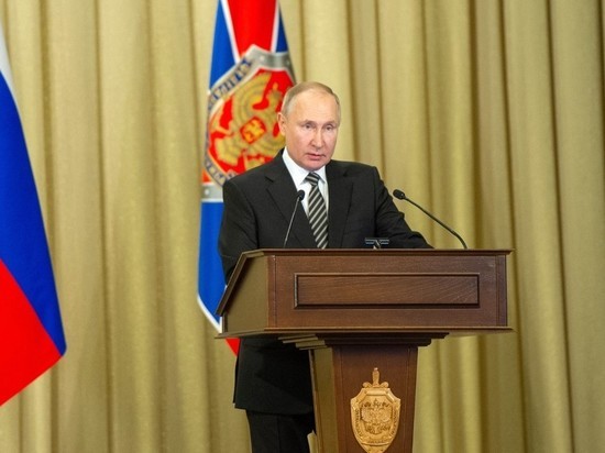 Путин потребовал защитить выборы в Госдуму от провокаций "из-за бугра"