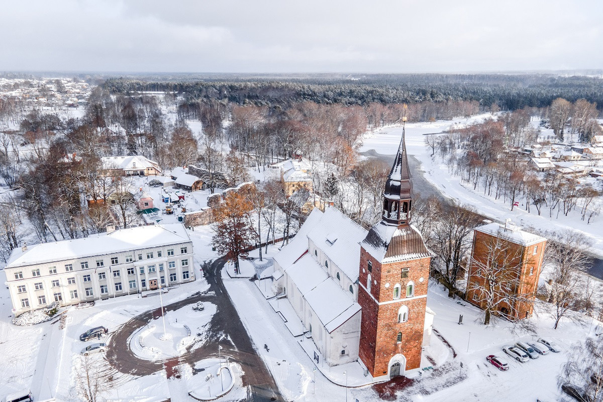 Валмиера латвия фото