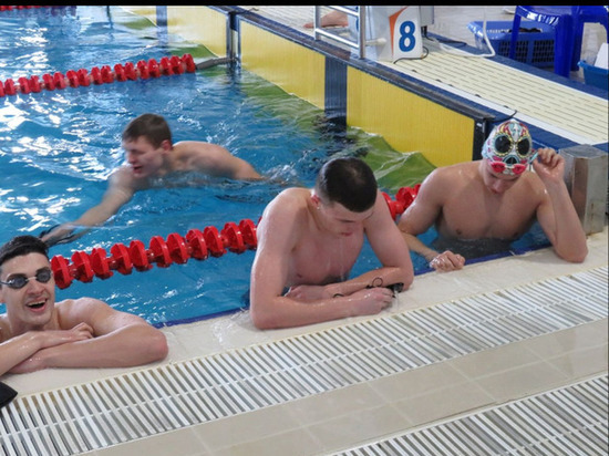 Омские пловцы начали чемпионат Сибири с побед