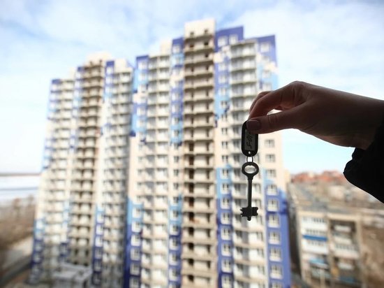 Дольщики ЖК «Адмиралтейский» в Волгограде получают первые ключи Дольщики ЖК «Адмиралтейский» в Волгограде получают первые ключи