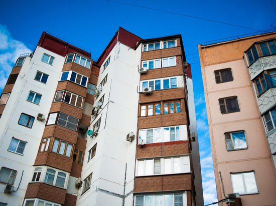 Астраханские многоэтажные дома на «Бабайке» попали в список домов в аварийном состоянии