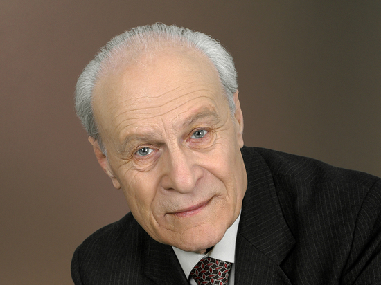 Умер известный артист донецкой муздрамы Игорь Молошников