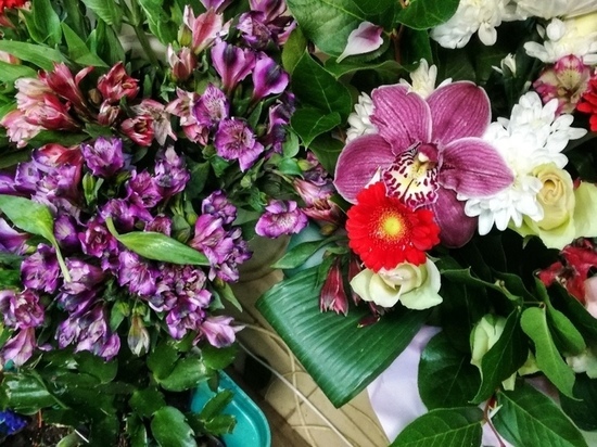 МК в Тамбове советует: покупая живые цветы, нужно соблюдать осторожность