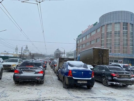 В Зареченском районе Тулы затруднено движение из-за неработающего светофора