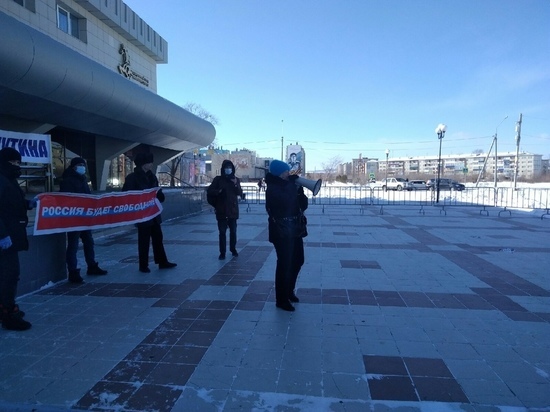 В Чите начался митинг памяти оппозиционера Бориса Немцова