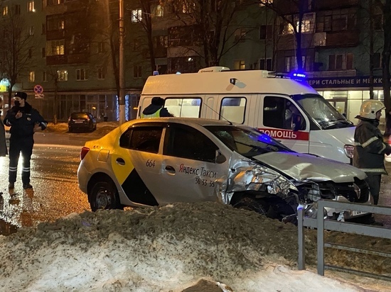 Участник аварии рассказал о столкновении с пьяным таксистом в Твери