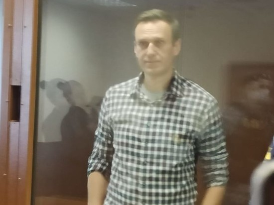 Навального поместили на карантин