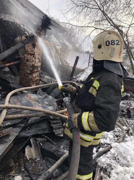 В Рыбинске в последний день зимы сгорела почта