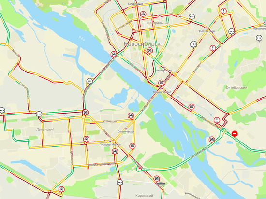 “Пробковый рай”: Новосибирск встал в многокилометровых заторах