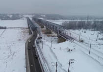 Старый коммунальный мост через Обь в Барнауле намерены открыть для движения транспорта в сентябре либо в октябре текущего года
