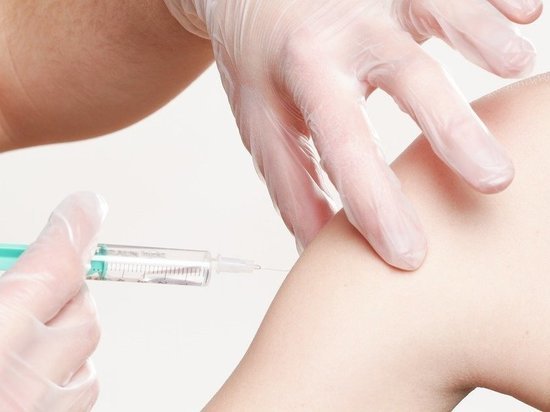 Власти Кузбасса планируют провакцинировать 1,3 миллиона человек от COVID-19 до 2022 года