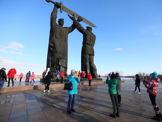 В Челябинской области антимонопольщики проверят рекламу кальянов с изображением монумента
