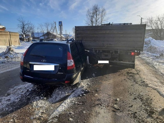 1 погибший и 2 госпитализированных: 3 ДТП с грузовиками произошли 1 марта в Удмуртии