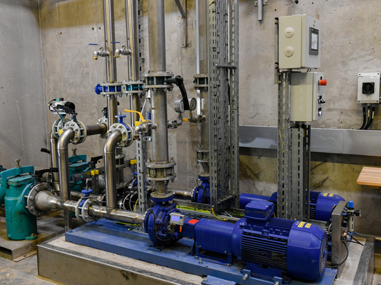 Губернатор Островский осмотрел водоочистные сооружения в Гагаринском районе