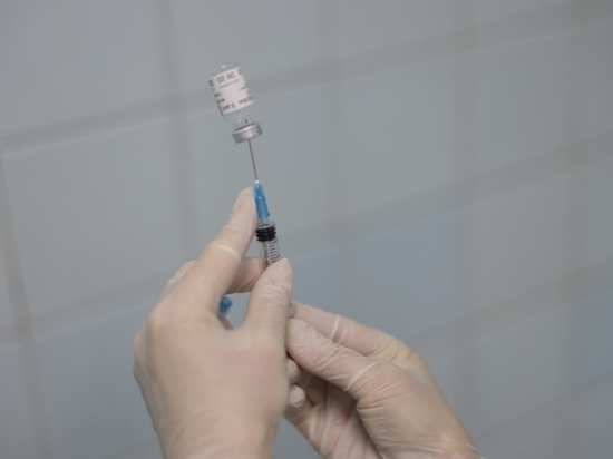 Более 42 тысяч забайкальцев поставили вакцину от COVID-19
