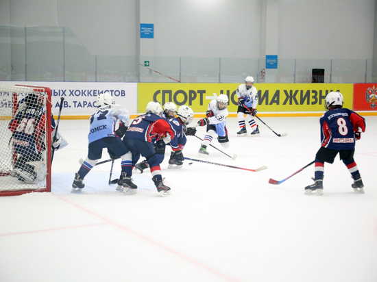  Победу в турнире «Золотая шайба» одержали юные хоккеисты из Хабаровского края