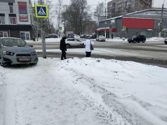 9-летний мальчик попал под колеса неопытному водителю в Ижевске