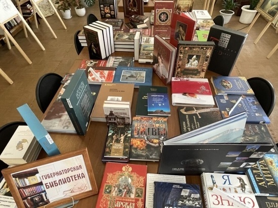 К жителям костромского Макарьева приехала «Губернаторская библиотека»