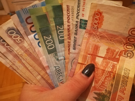 В Оренбурге женщина взяла у знакомой 700 000 рублей на покупку несуществующего жилья