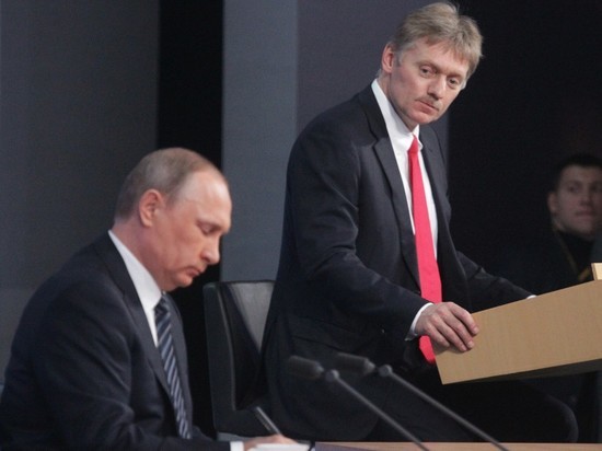 Песков заявил, что Путин не собирается изолироваться после заражения помощника