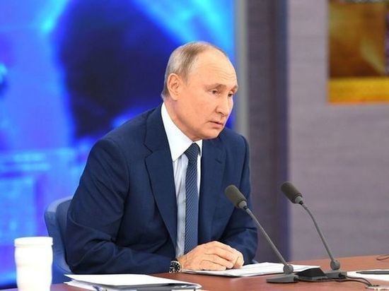 Владимир Путин своим указом наградил омских врачей