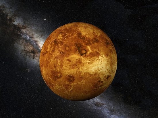 Ученый рассказал о первой российской миссии на Венеру