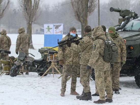 Украина собралась послать в Донбасс гей-батальон ВСУ